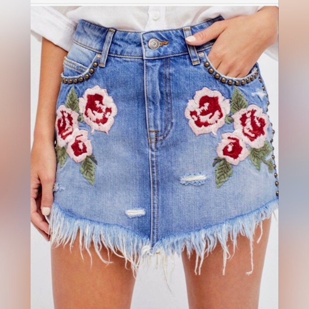 Free People WILD ROSE Floral Embroidered Denim Mini Skirt